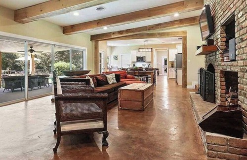 Central House | French Country House