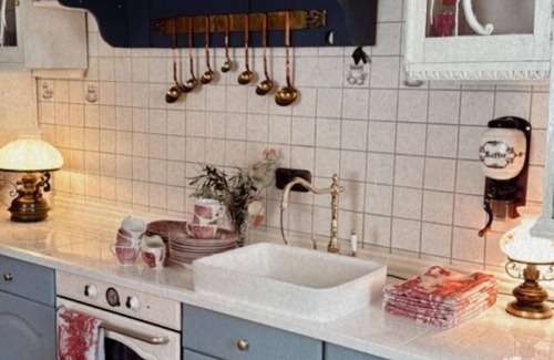 Trebur House | French country house on the Rhine, with large courtyard and parking spaces, pet-friendly