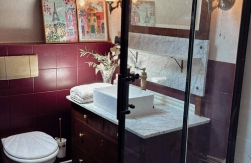 Trebur House | French country house on the Rhine, with large courtyard and parking spaces, pet-friendly