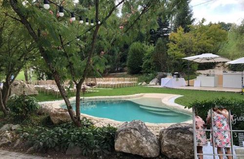 Hery-sur-Alby Villa | French Farmhouse between Lake & Mountain