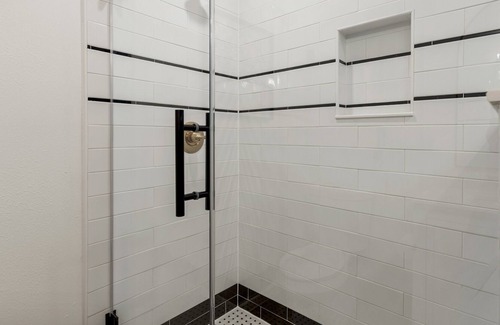 Nassau Bay House | French Style 1 Story Peaceful Retreat Townhome