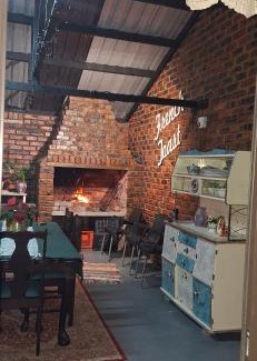 Glentana Apartment | French Toast