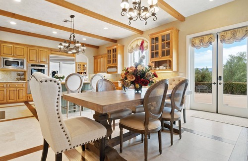 Temecula Villa | French Wine Country Estate with Infinity Pool+Wine Tasting Room
