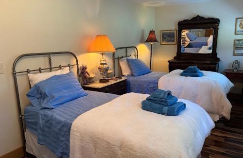 Fishs Eddy Bed & Breakfast | French Woods Farmhouse Bed & Breakfast