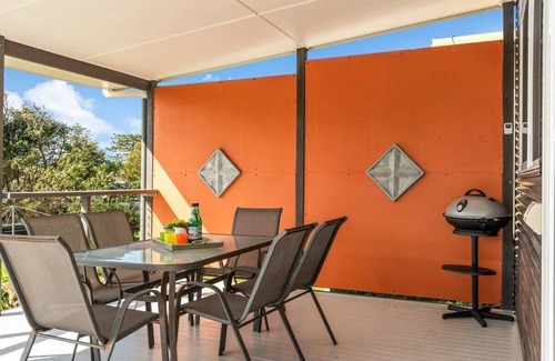 Tuross Head House | Frenchies @ Tuross Head - 200m from the Beach!