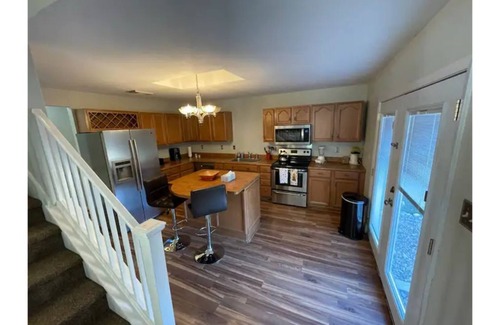 Converse House | Frequent Flyer, comfortable house, near Randolph AFB, perfect for families