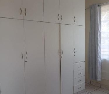 Glenwood Apartment | Frere Hill Guesthouse