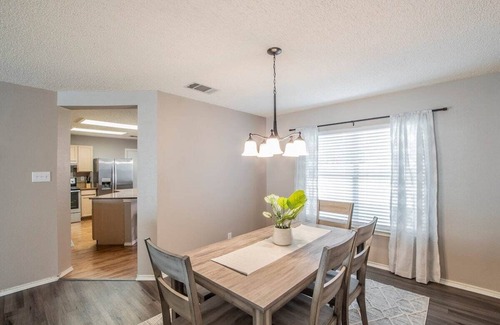 Round Rock House | Fresh, Clean & Comfortable Place in Round Rock