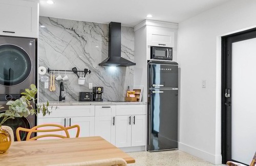 Little Haiti Apartment | Fresh Modern With Pool Oasis