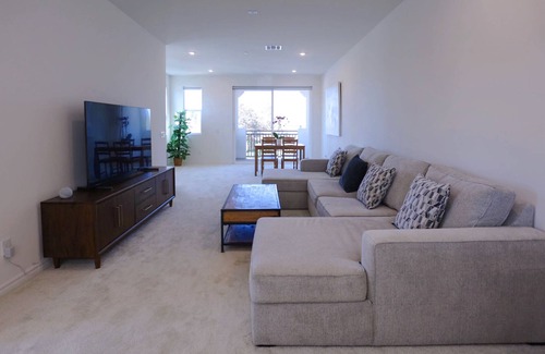 Bonita Condo | Fresh Nest Near 210&10&57 CMC