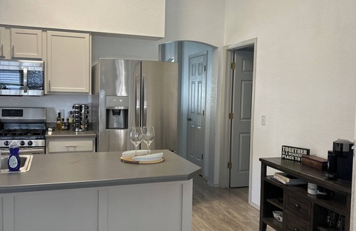 Missoula House | Fresh, Peaceful Home in Quaint Neighborhood