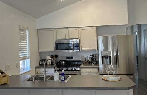Missoula House | Fresh, Peaceful Home in Quaint Neighborhood