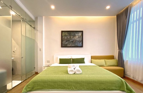 Bach Dang Riverside Apartment | Fresh&Quiet Apartment at Center D4 HCM