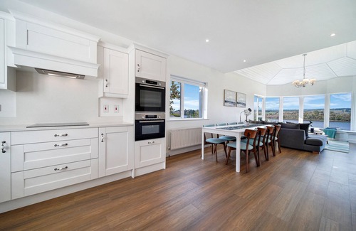 Donegal House | Fresh & Stylish | Ocean View | Donegal Town & Bay