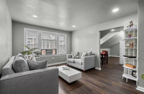 New Britain Apartment | Freshly Redone & Newly Furnished! A MUST SEE!