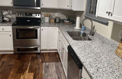 Ashland City House | Freshly Renovated 3 bedroom 2 bathroom house