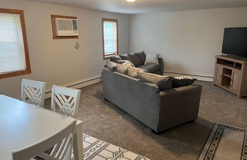 Reedsburg Apartment | Freshly updated apartment