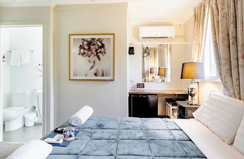 Scarness Bed & Breakfast | Freshwater BnB