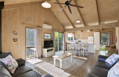 Freshwater Creek Cottage | Freshwater Creek Cottages and Farm Stay
