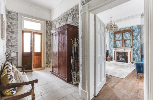 Derby House | Friar Gate House - Grand Georgian Townhouse in Derby Centre