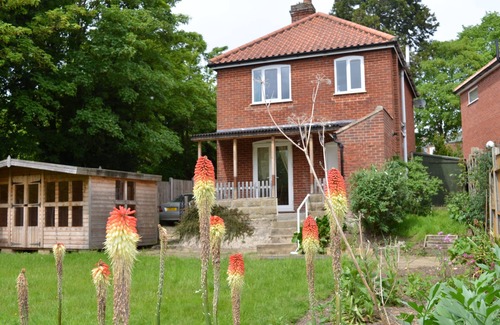 Wymondham House | Friarscroft Lodge - 3 bedroom detached house