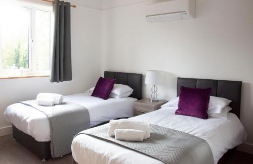 Wymondham House | Friarscroft Lodge Holiday Home