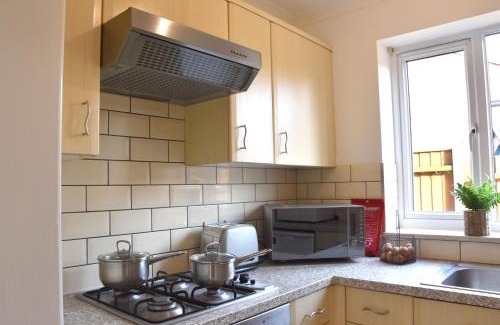 Wymondham House | Friarscroft Lodge Holiday Home