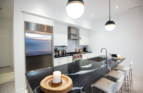 Innisfil Condo | Friday Harbour Modern New Condo