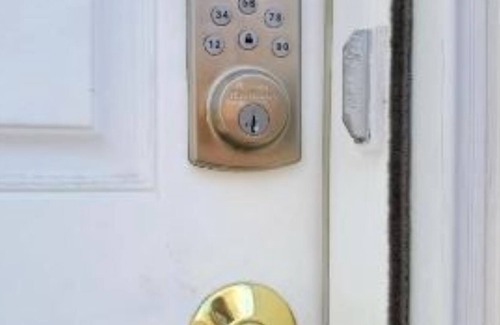 Carmody Apartment | Friendly and Cozy Suite with convenient location!