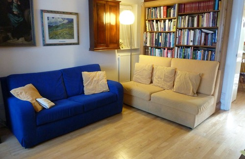 Croxley Green House | friendly and peaceful