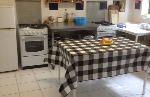 Tavira House | Friendly and spacious Guest house great for large groups, families and retreats.
