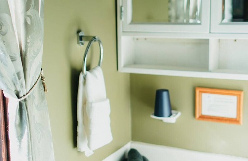 Harrisonburg Bed & Breakfast | Friendly City Inn Bed & Breakfast