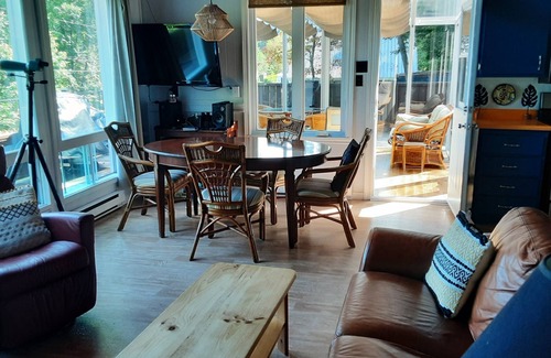 Sainte-Croix Ski Chalet | Friendly cottage, view and access to the river