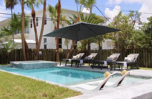 Croissant Park House | Friendly Fox Luxury Pool & Spa - Near DT & Beach home
