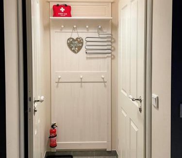 Dersdorf Apartment | Friendly Home - Einzelappartement "Pure" Köln Bonn Phantasialand