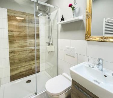 Dersdorf Apartment | Friendly Home - Einzelappartement "Pure" Köln Bonn Phantasialand