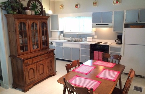 Ligonier House | Friendly home in the heart of Ligonier