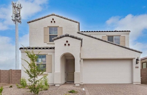 Laveen House | Friendly Host Near Loop 202 with Mountain views