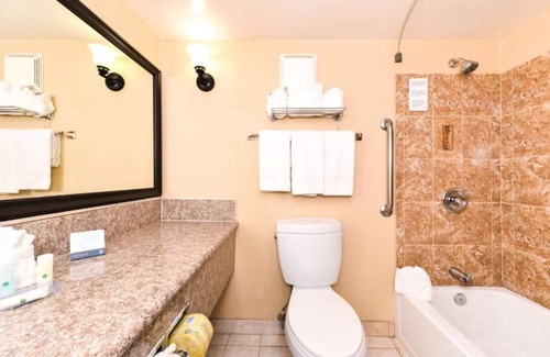 Walnut House | Friendly service and value in eastern Los Angeles county!