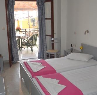 Ireon Apartment | Friendly Studios