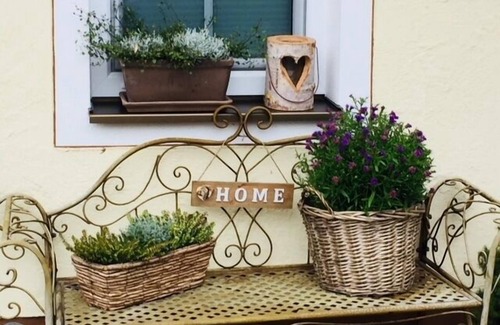 Saaldorf-Surheim Apartment | Friendly vacation apartment*- 3 persons, 45 sqm, 1 bedroom