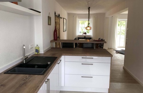 Saaldorf-Surheim House | Friendly vacation home- 8 persons, 130sqm, 3 bedrooms, 2 terraces, central