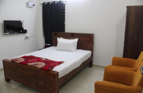 Porur Bed & Breakfast | Friendlystay Prime