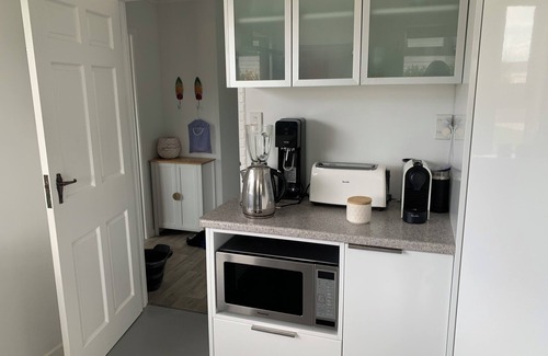Foxton Beach House | Friends and Family Fun Times at Foxton Beach