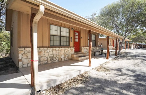 Sabinal Cabin | Frio Country Resort - Within walking distance to the Frio River!