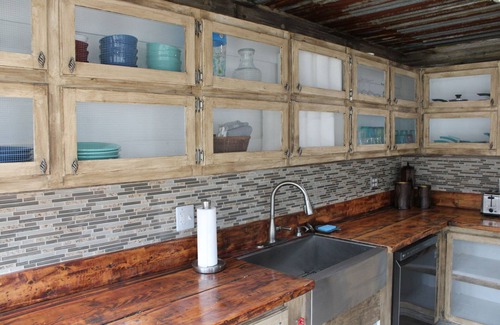 Leakey House | Frio River Paradise, Park Like River frontage, Pets Welcome, Fenced Yard!