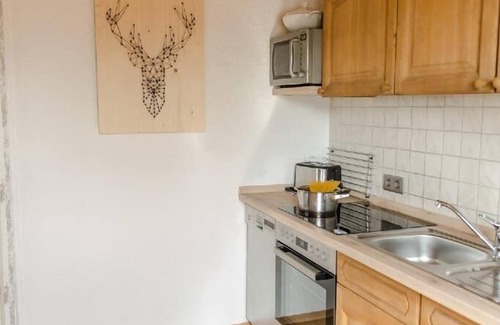 Hutthurm Apartment | Frisch renovierte Ferienwohnung in ruhiger Dorfrandlage mit zwei Schlafzimmern
