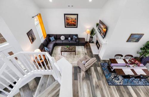 Frisco House | Frisco Resort Style Home w/Spa