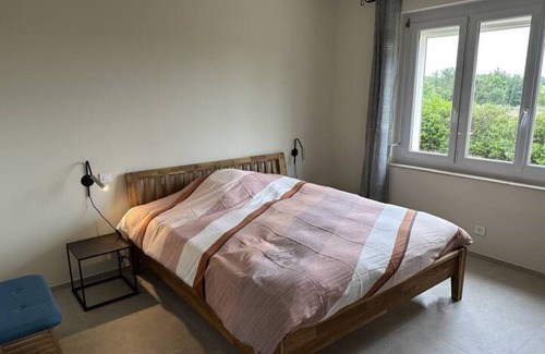Bouchet Villa | Frisse Portierswoning met Tuin & Bassin in Z. Frankrijk in Domaine Les Jonchiers
