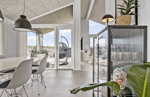 Bratten Strand House | "Frithbjorn" - 900m from the sea by Interhome
